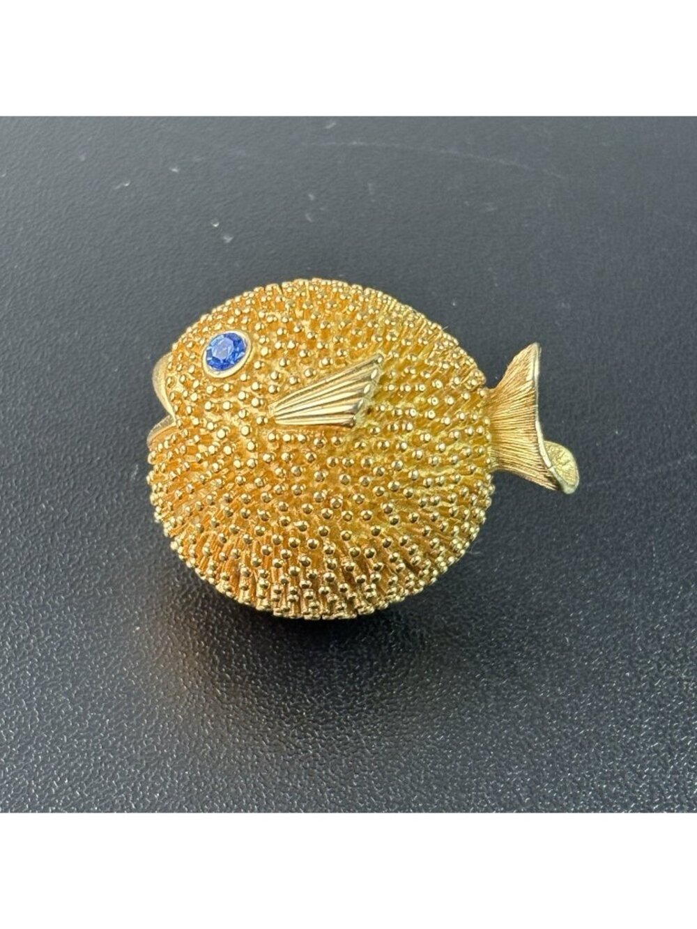 Vintage Blowfish Puffer Fish Gold Tone Blue Rhinestone Eye Pin Brooch